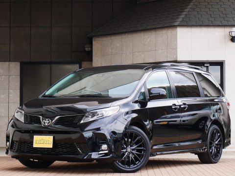 2018 モデル　トヨタ　TOYOTA SIENNA　シエナ　逆輸入車　逆車　アメ車　左ハン　ファミリーカー　カッコいい車　アメリカ育ち　新型　新車　SE　上級グレード　プリファードPKG